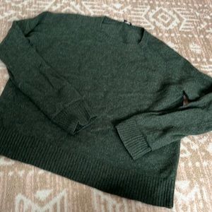 J crew wool crew pullover sz XL green